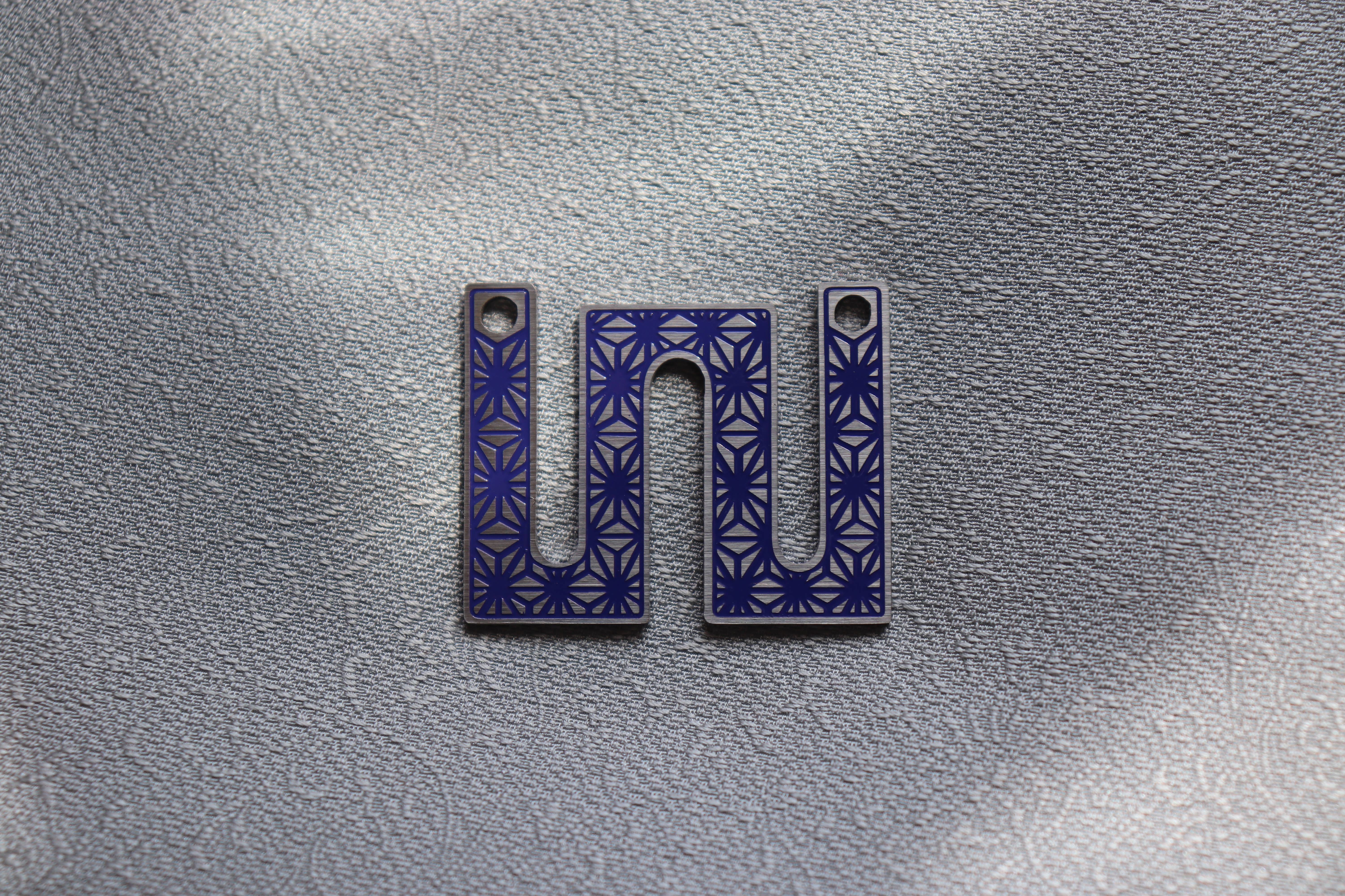 帯留め写真「藍色」