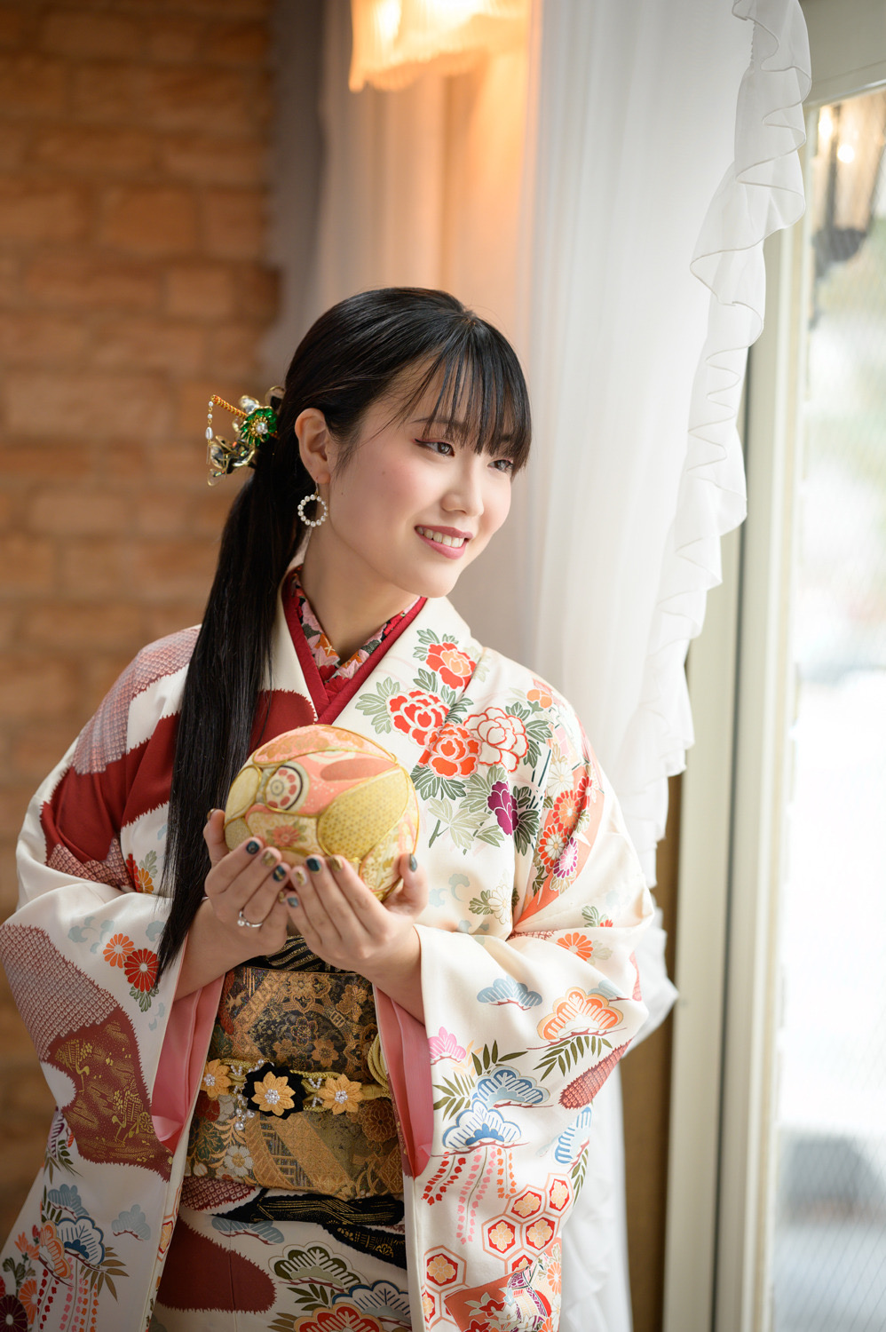 着物を着た代表の写真